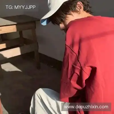 蓬宝蝶